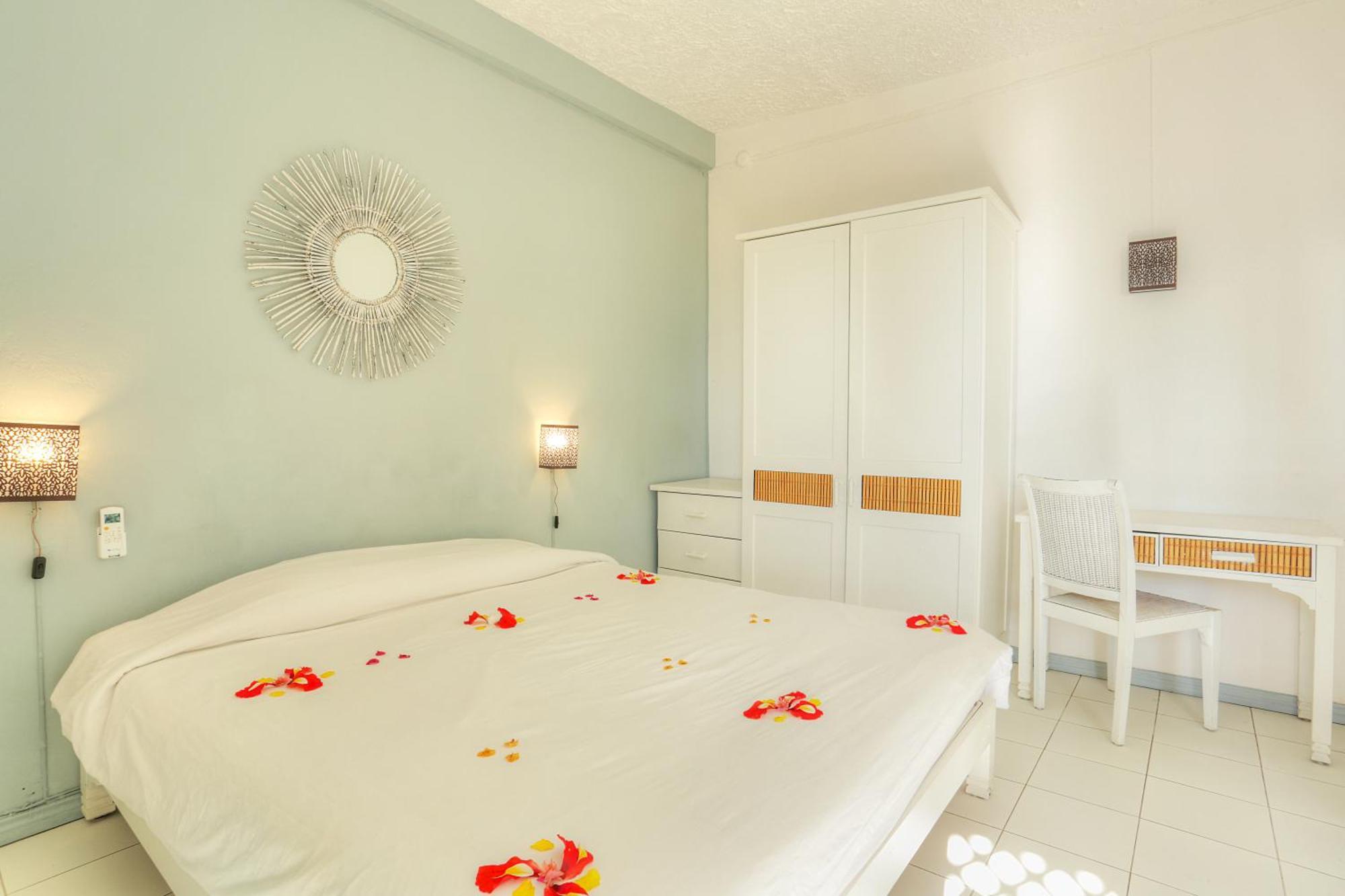 Cocotiers Hotel - Rodrigues Port Mathurin Exterior photo